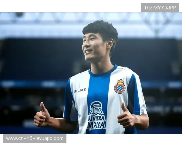 武磊训练照登热搜：状态恐怖